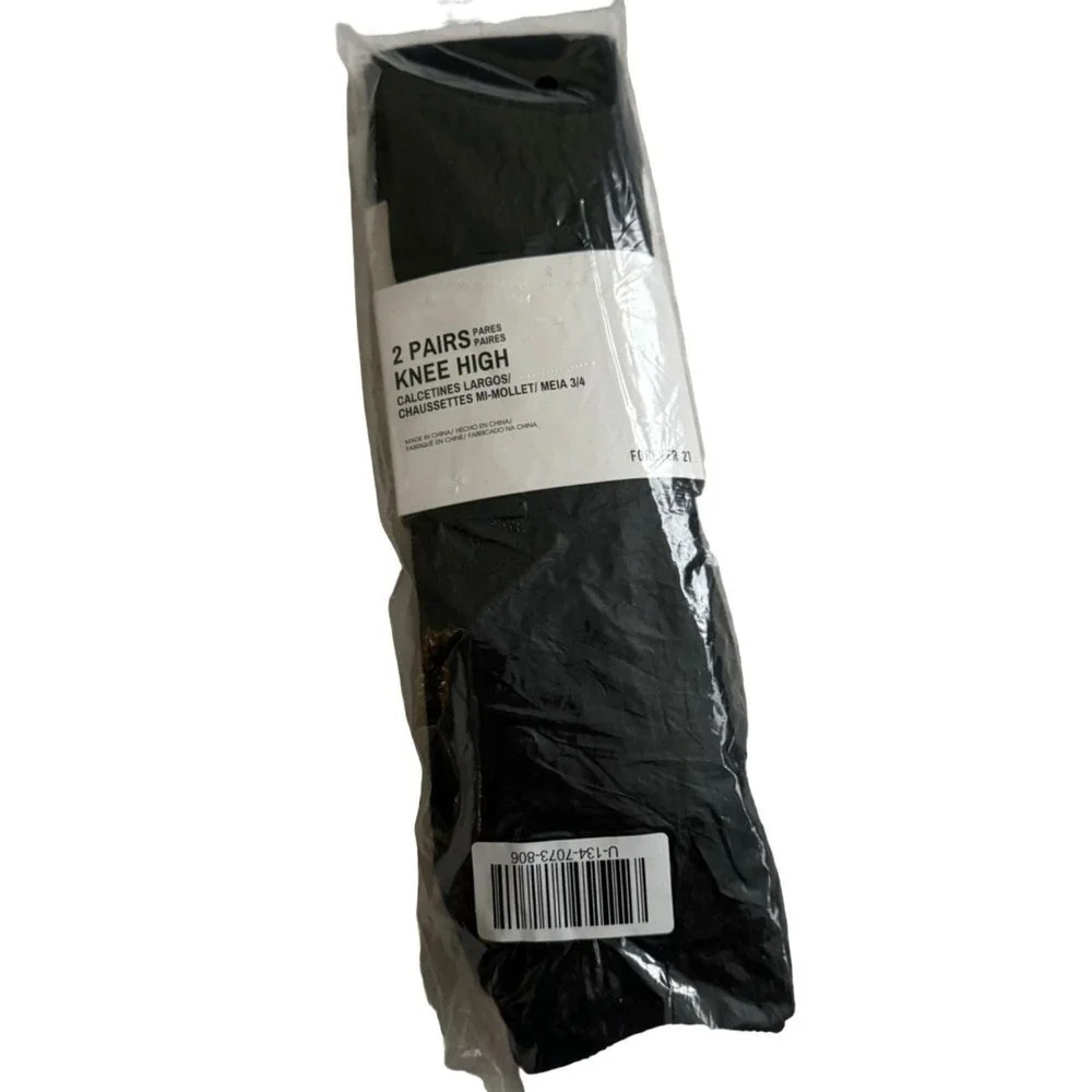 Forever 21 NWT 2 pairs womens ribbed socks knee high black color one size
